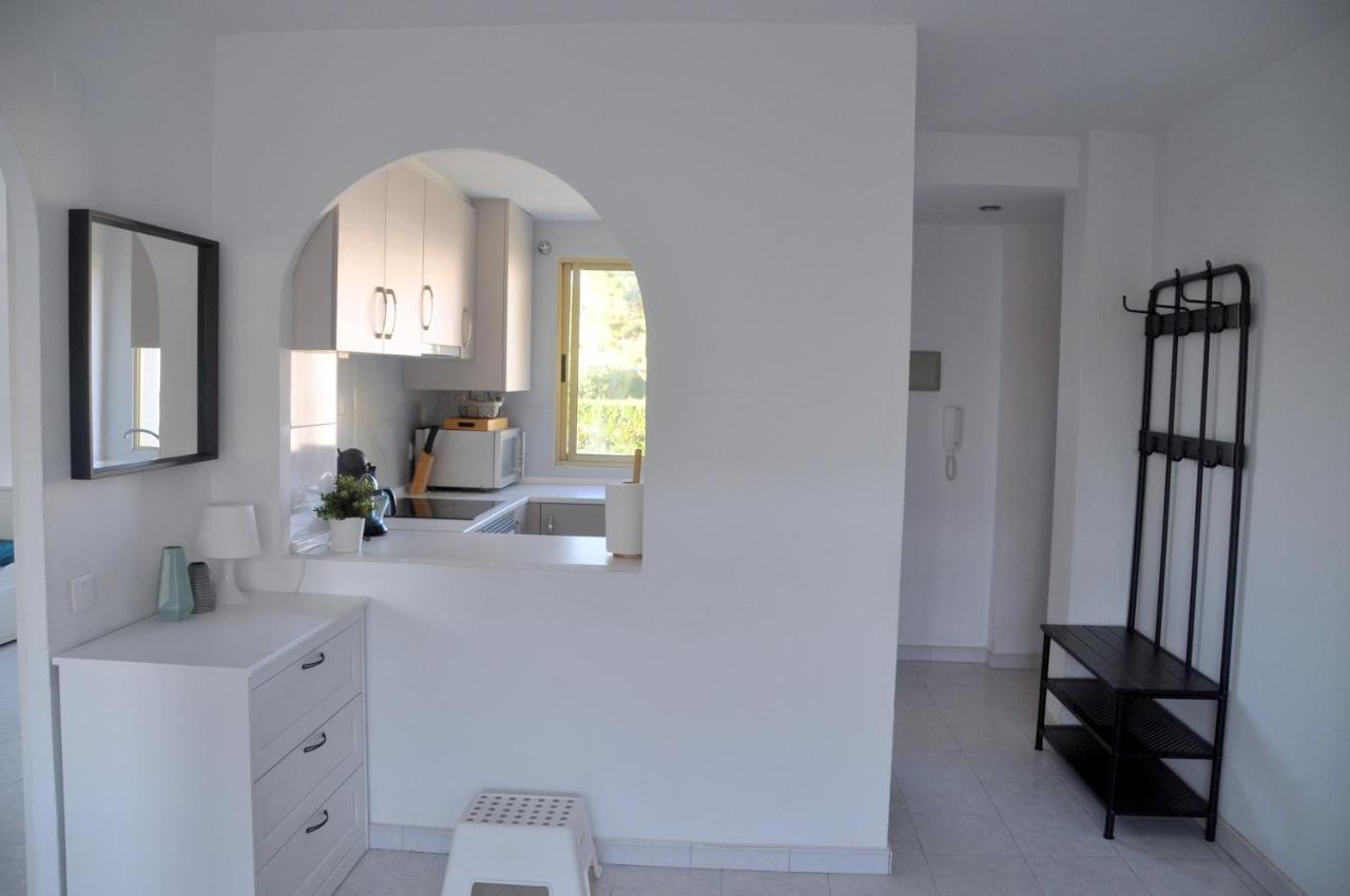 Apartamento Con Piscina Y Parking Ел Кампело Екстериор снимка