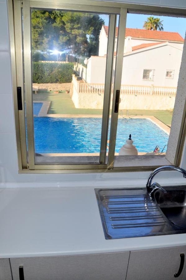 Apartamento Con Piscina Y Parking Ел Кампело Екстериор снимка