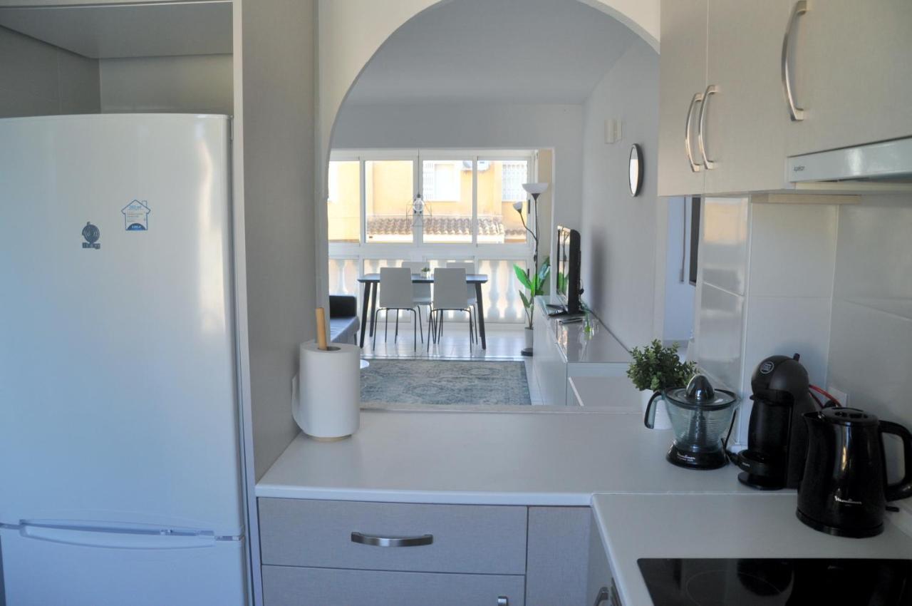 Apartamento Con Piscina Y Parking Ел Кампело Екстериор снимка